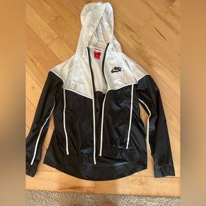 Nike wind breaker
